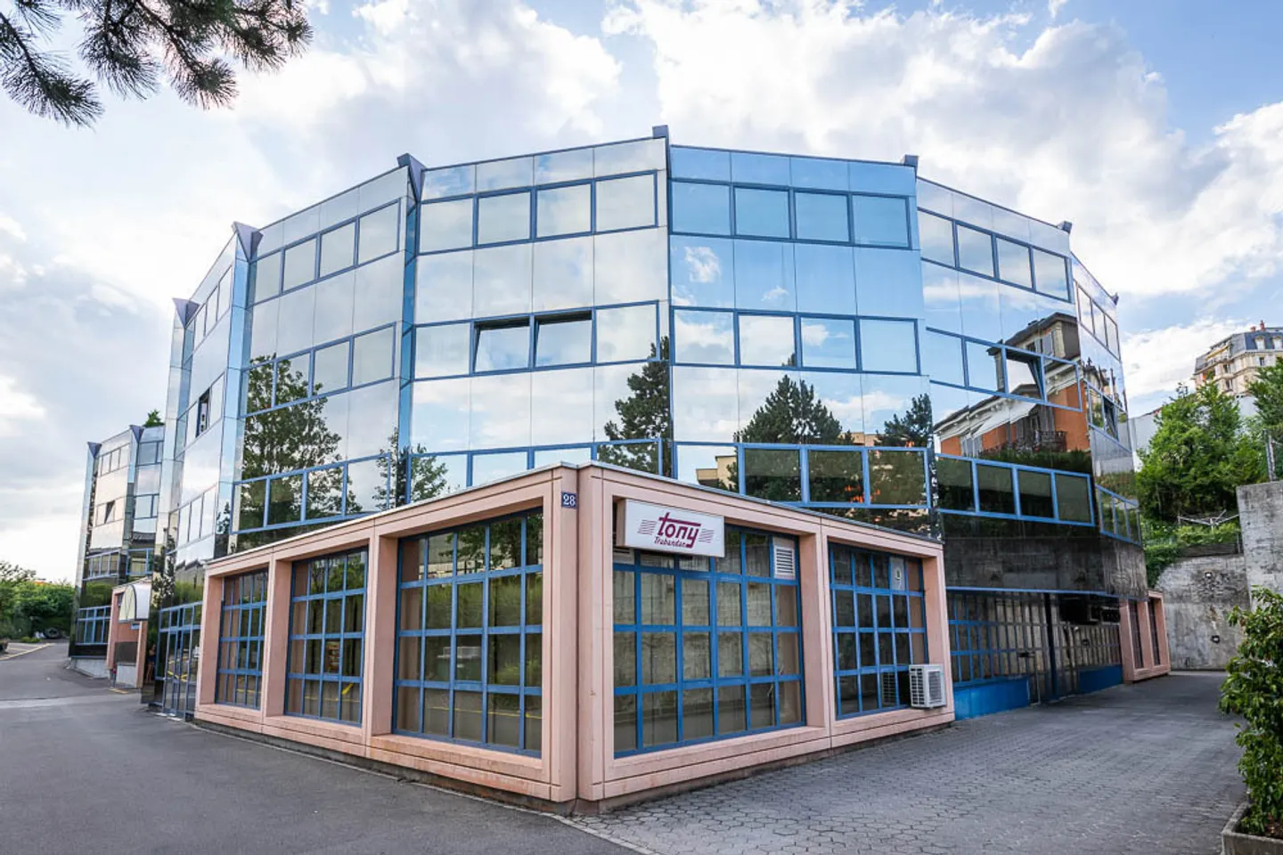 1. Rent offered! Optimal location - Office 53 m2 - Lausanne train station - Photo 1 of 7