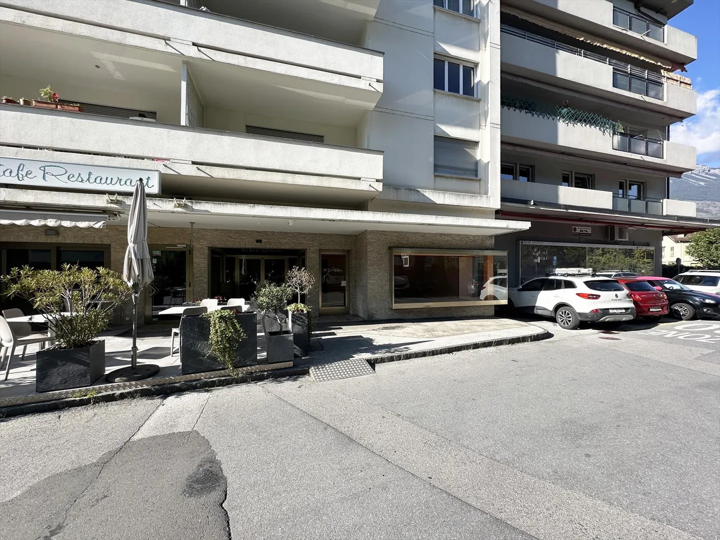 Sierre, locale commerciale con cantina ampliabile di 30 m2 su richiesta nel centro città - Foto 14 di 14