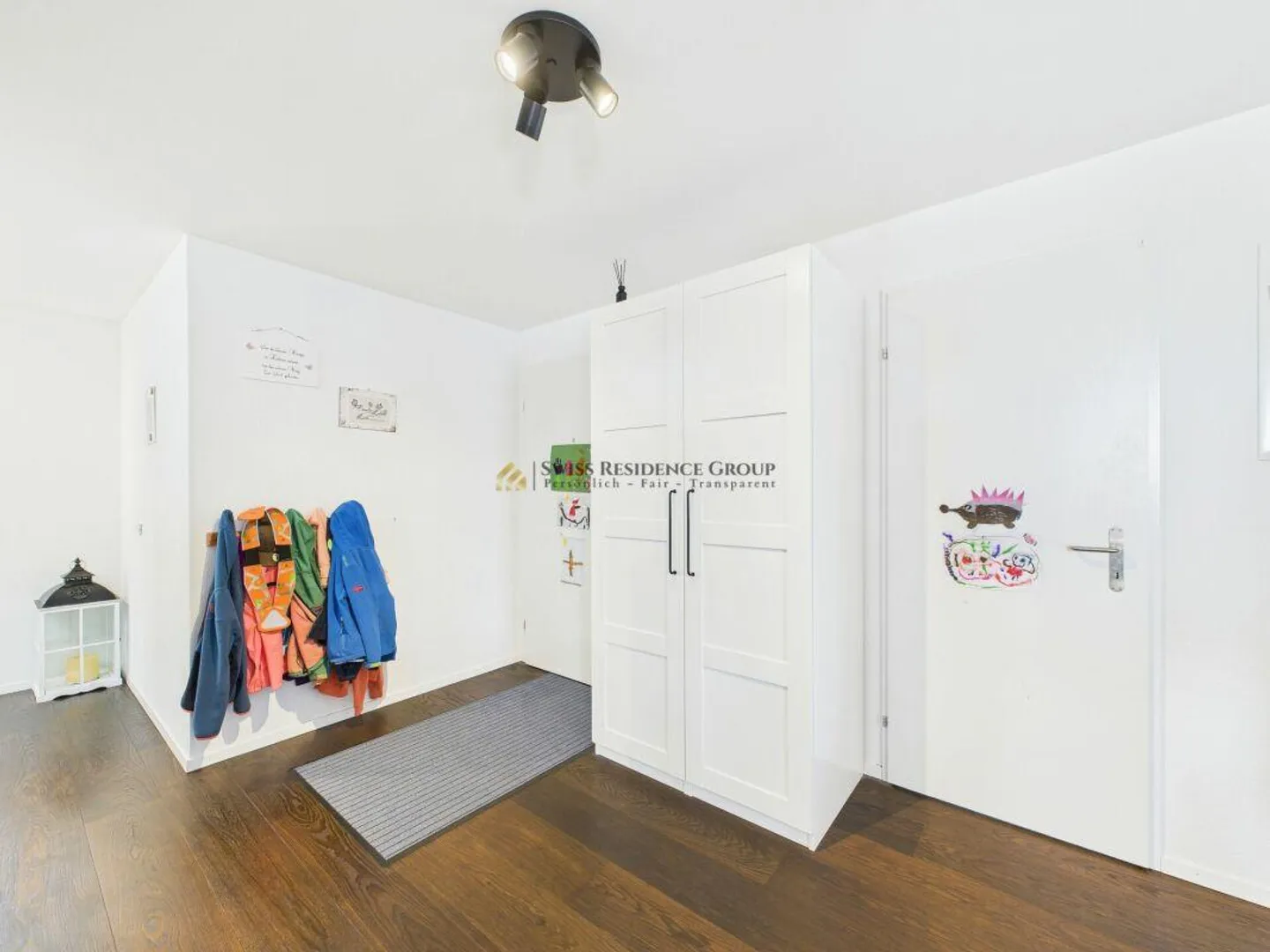 Grosszügige Dach-Maisonette mit Klimaanlage - Foto 4 von 14
