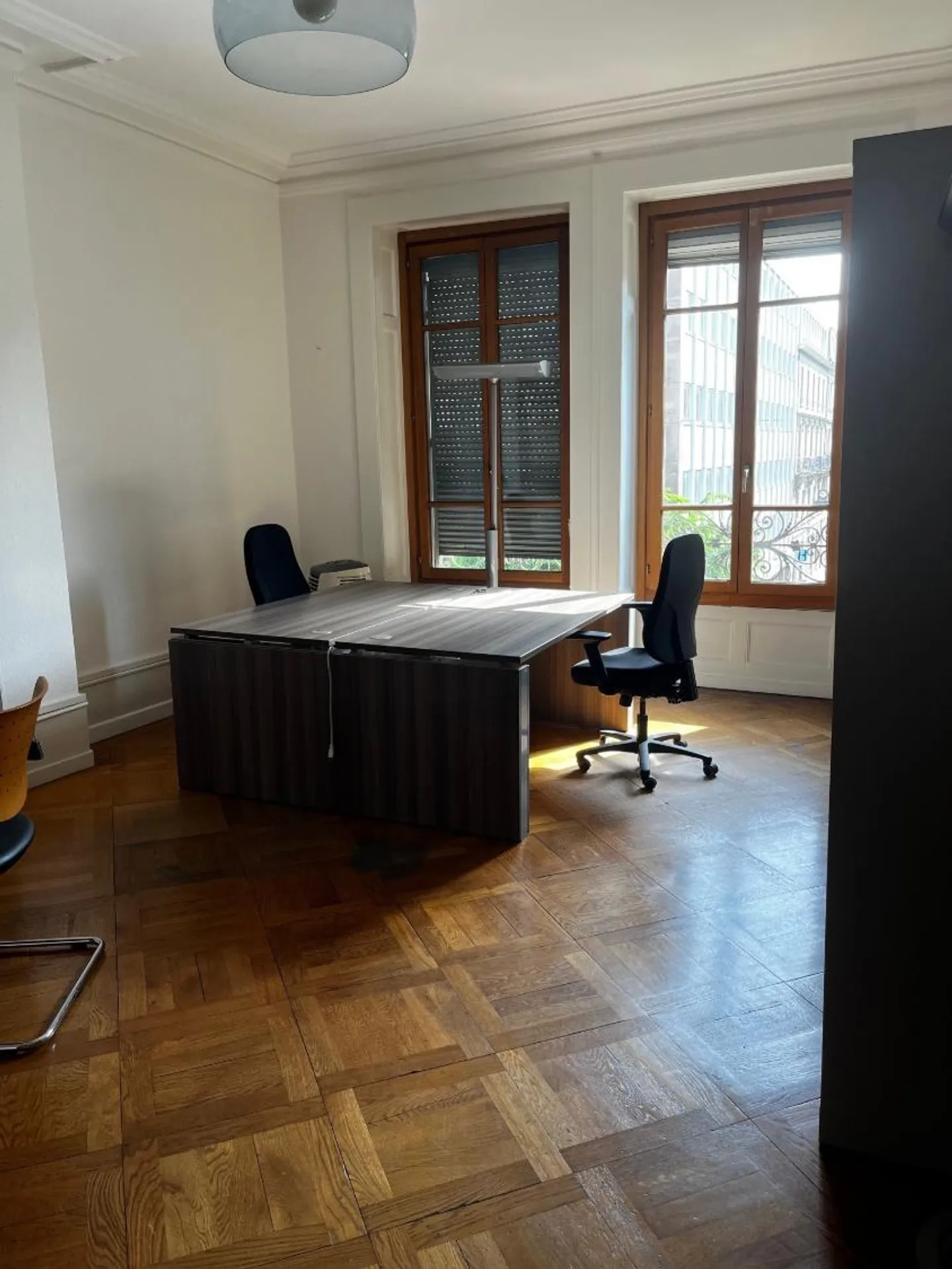 Office 1 room - Photo 1 of 7