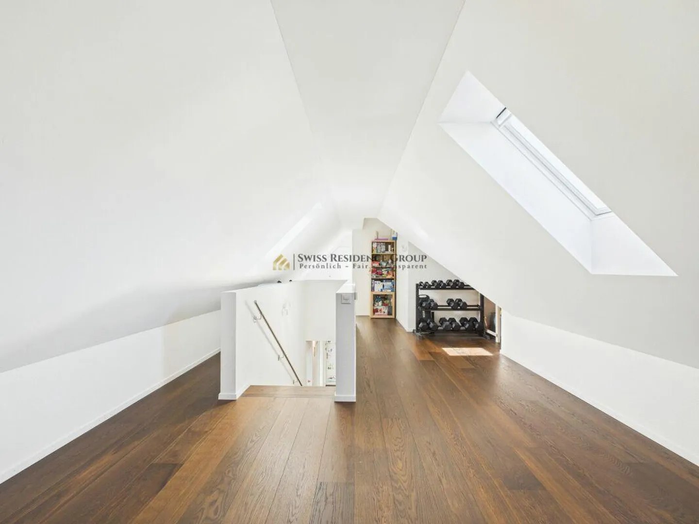 Grosszügige Dach-Maisonette mit Klimaanlage - Foto 11 von 14