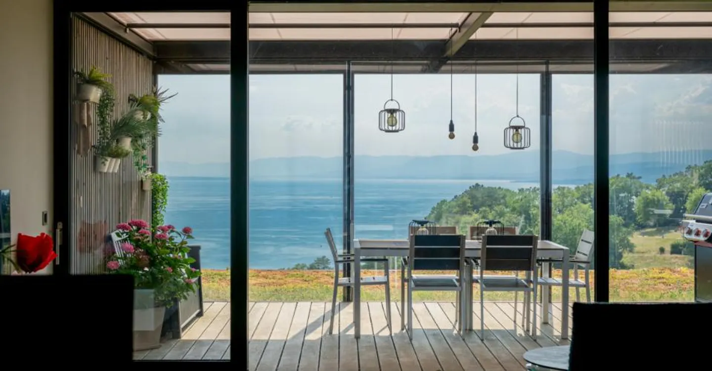 Appartement-villa en attique avec panorama d'exception sur le lac Léman - Foto 6 von 11