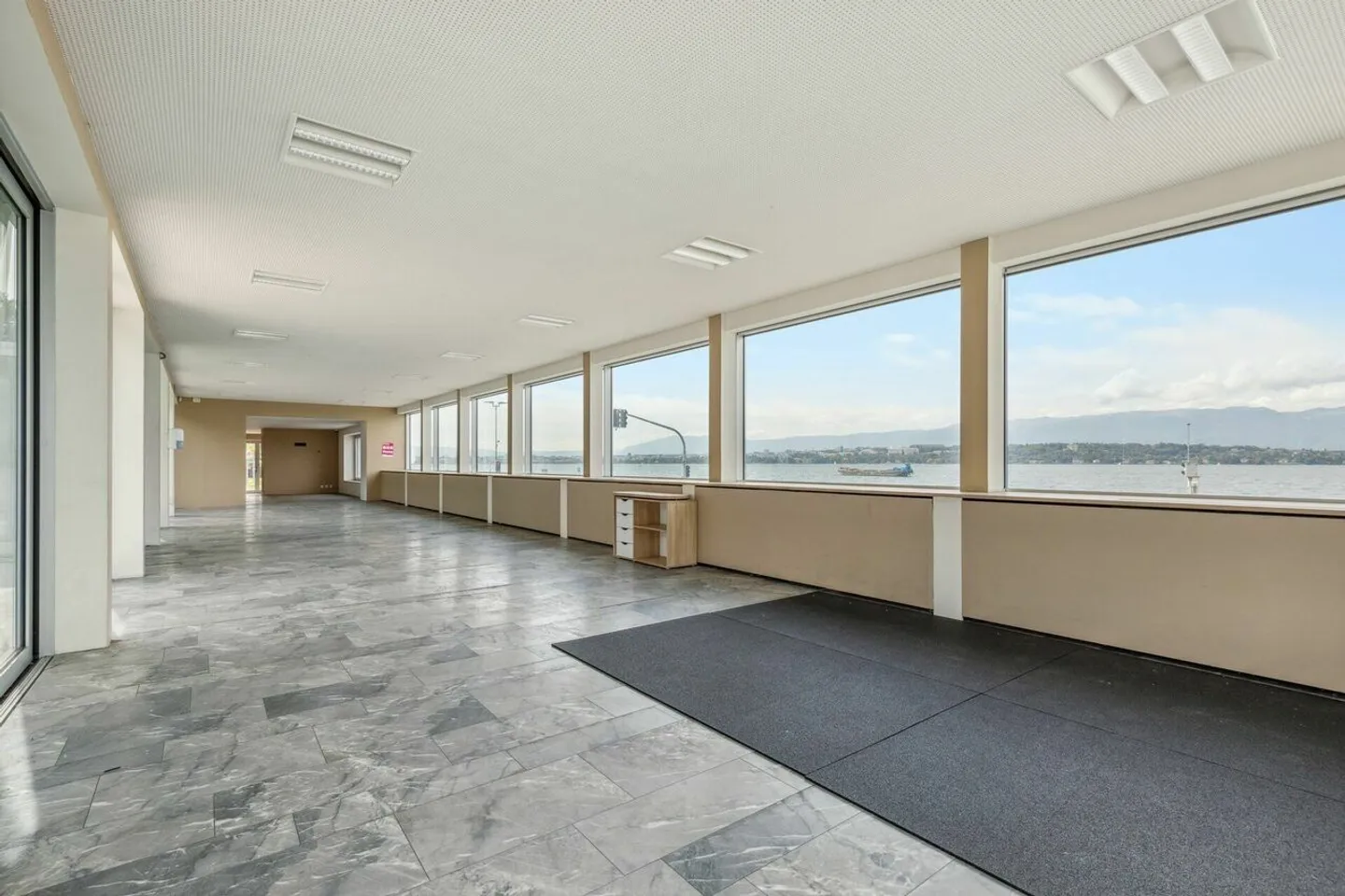 Edificio ad uso misto in affitto - Foto 6 di 21