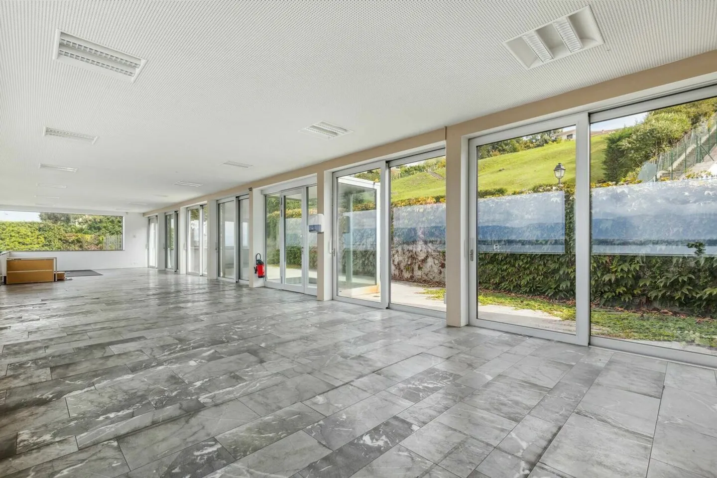 Edificio ad uso misto in affitto - Foto 7 di 21