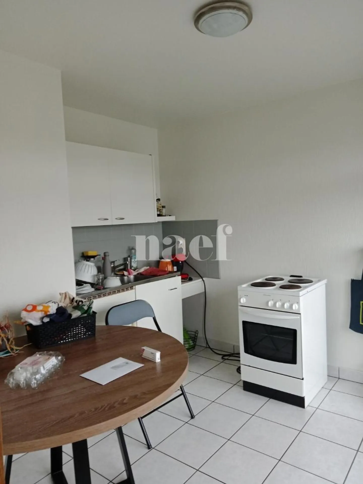 Appartement Charmant avec Balcon - Photo 3 sur 4