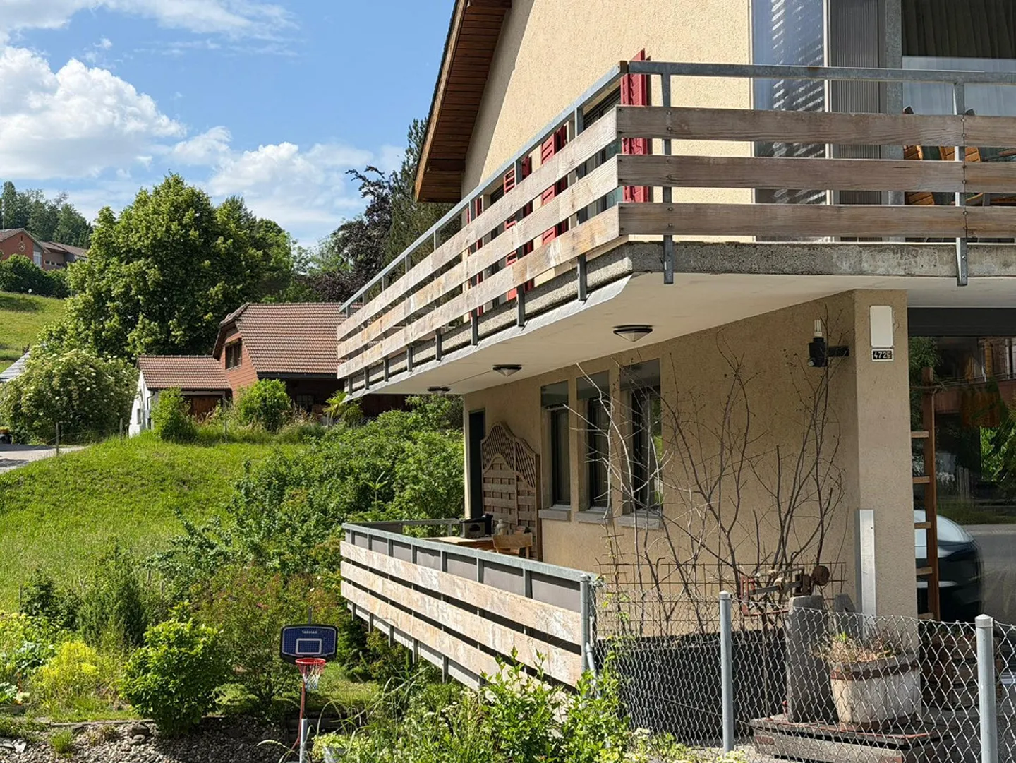 Maison individuelle spacieuse de 6,5 pièces à Rüschegg Heubach - Photo 3 sur 8