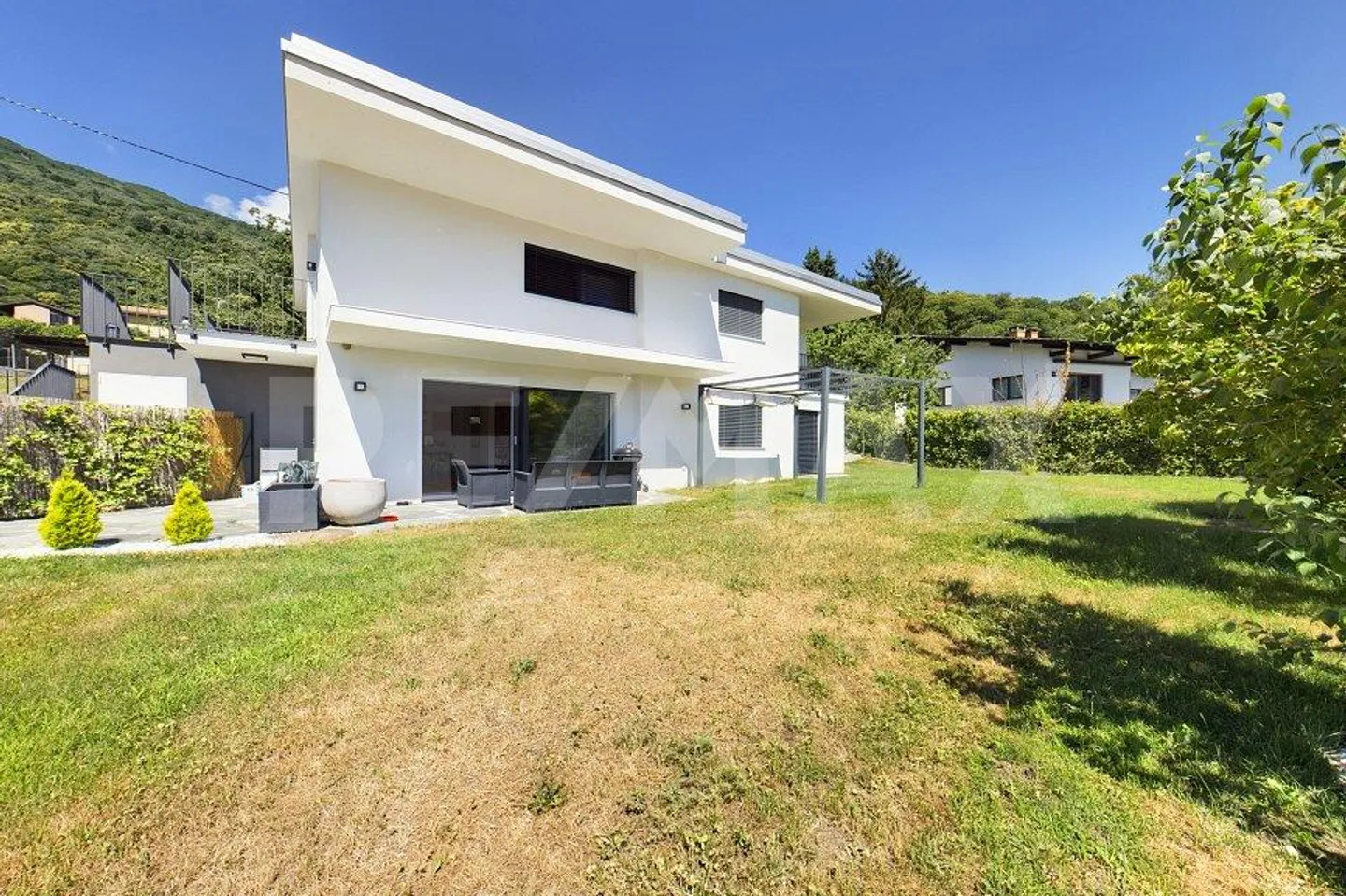 Belle maison bifamiliale avec grand jardin - Également comme résidence secondaire - Photo 5 sur 13