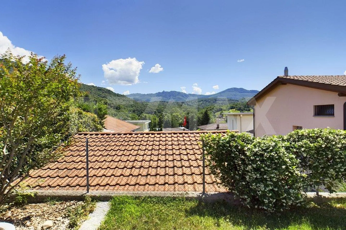 Belle maison bifamiliale avec grand jardin - Également comme résidence secondaire - Photo 7 sur 13