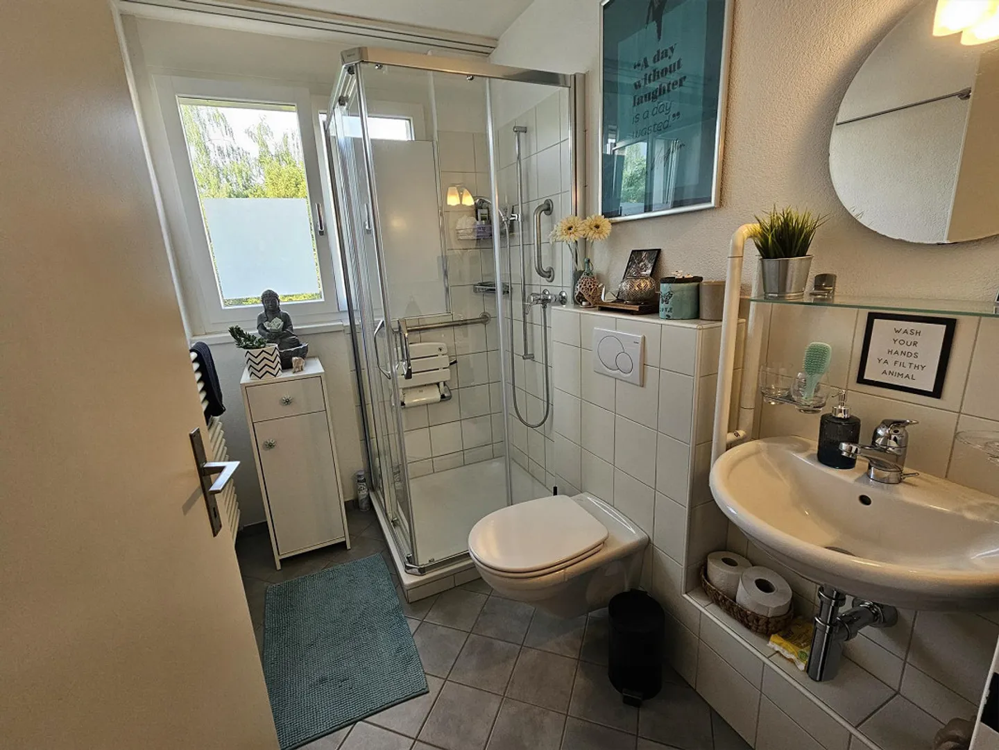 Bright 4.5-room apartment with a view of greenery, parquet, quiet and central - Photo 10 of 16
