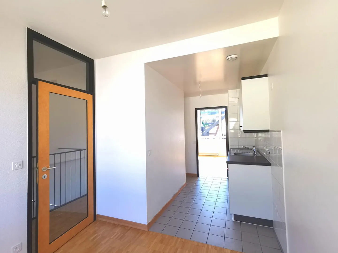 Splendid duplex apartment just steps from Rive - Photo 2 of 8