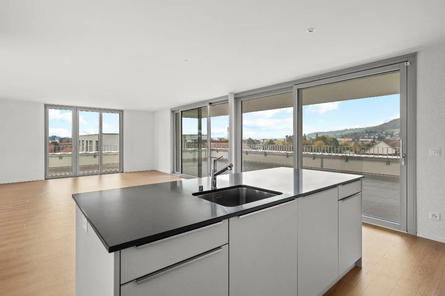 «3.5 Zimmer Attikawohnung» - Foto 3 von 5