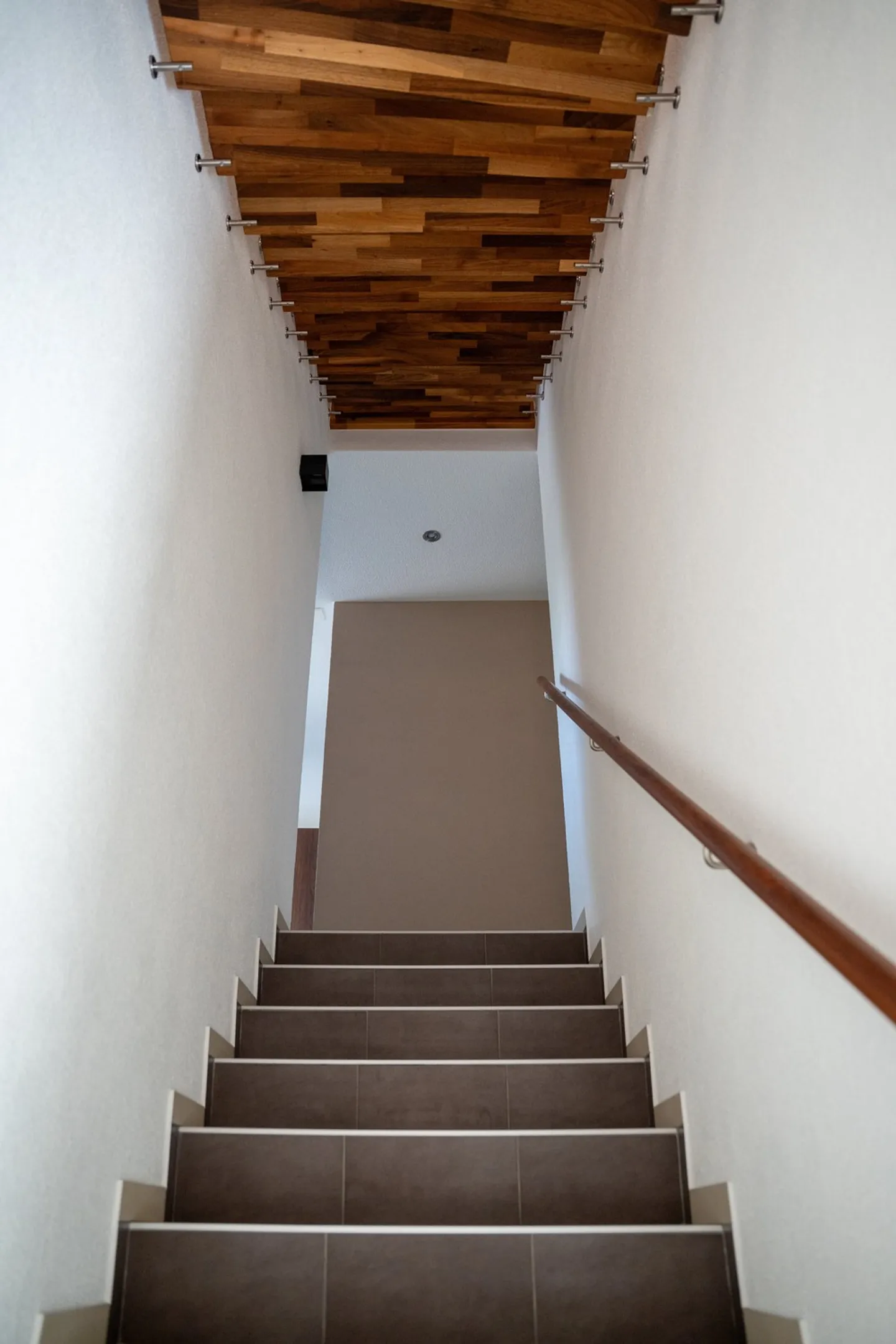 Triplex penthouse in condominium ownership - Photo 4 of 13