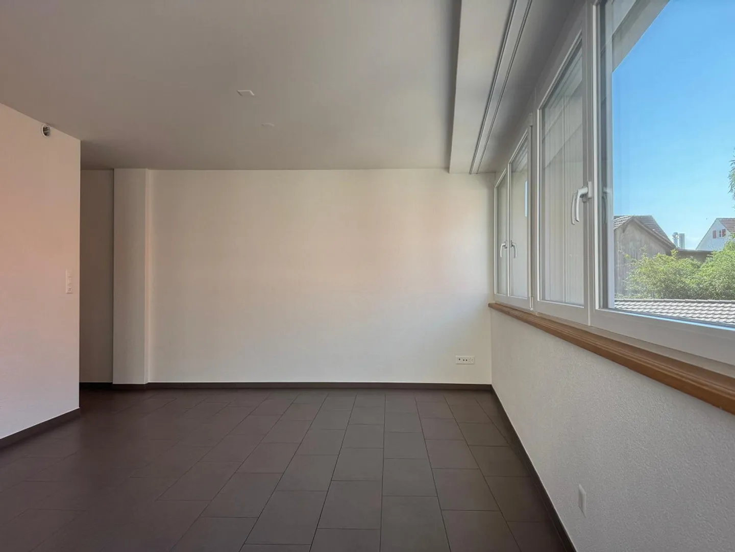 Belle appartement de 2 pièces au cœur de Pfäffikon ZH - Photo 3 sur 7