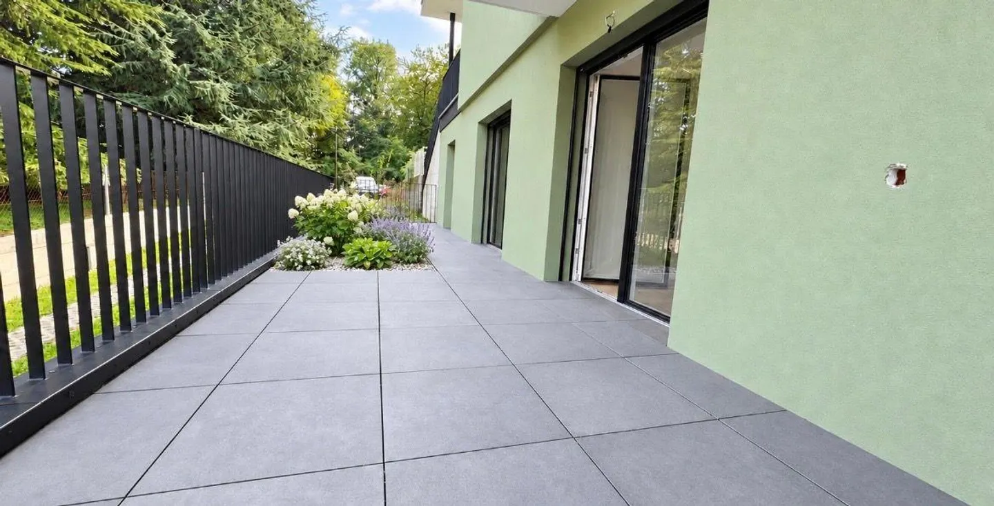 Appartement moderne avec terrasse - Photo 5 sur 22