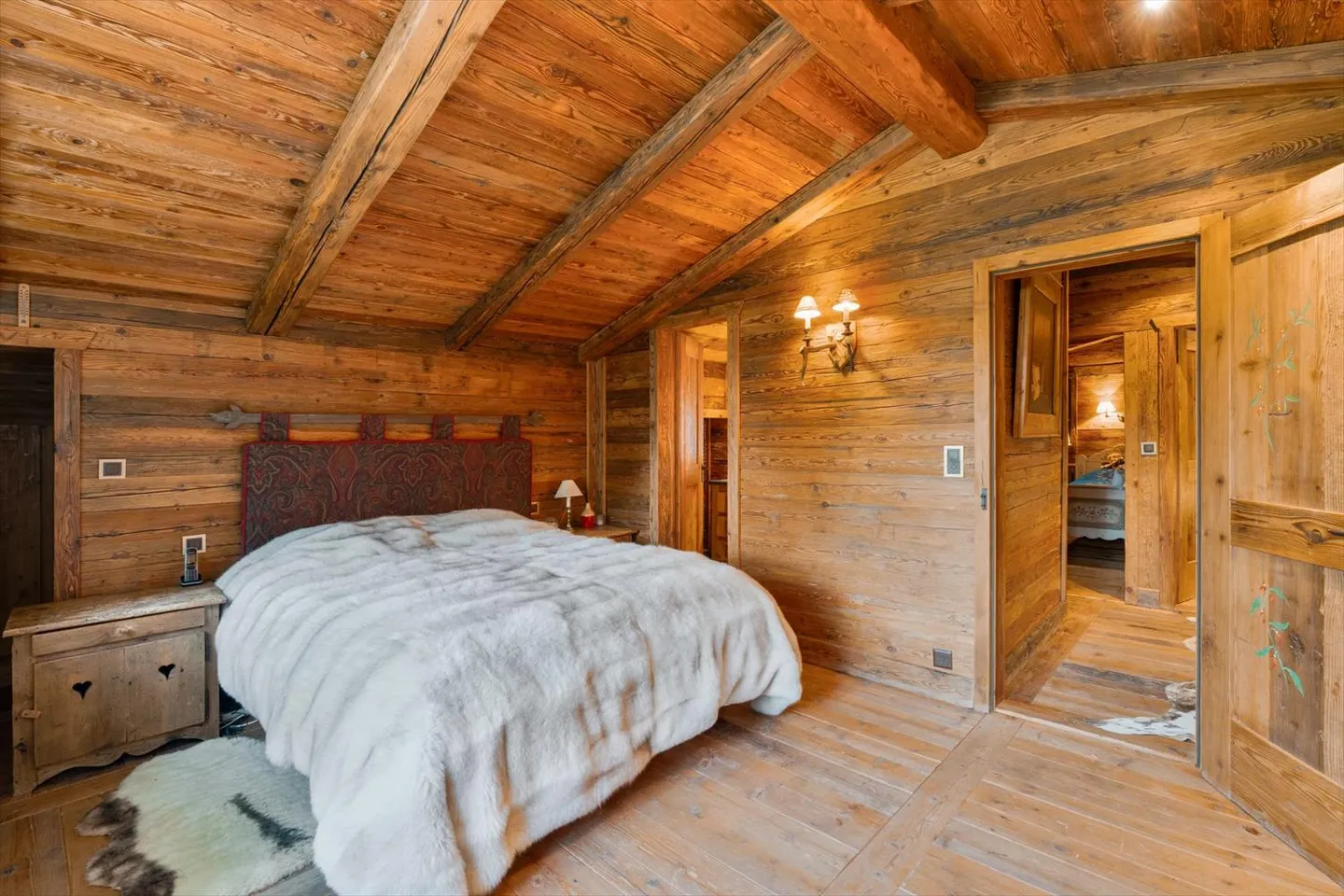 Chalet straordinario a pochi passi dal campo da golf di Crans-Montana - Foto 11 di 13
