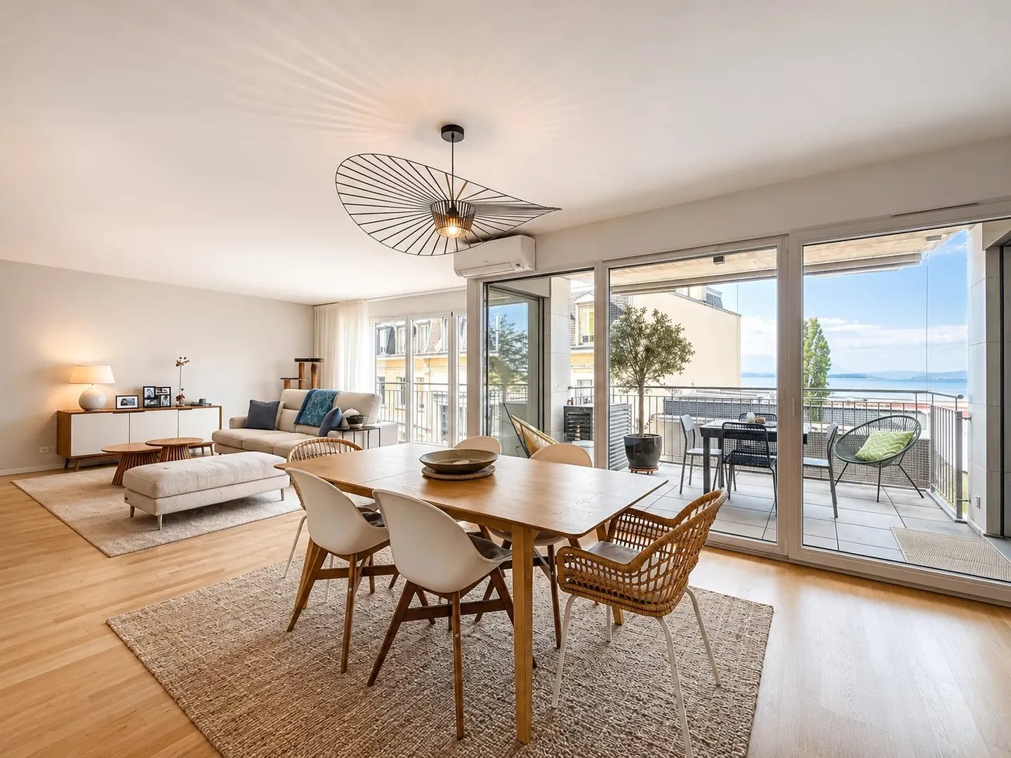 Helles Apartment mit Seeblick - Foto 4 von 13