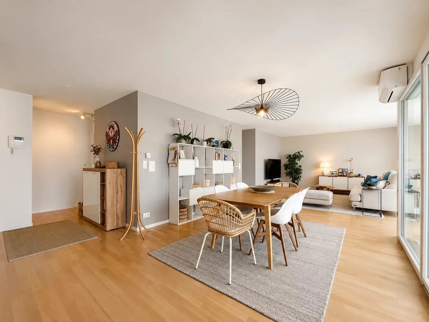 Helles Apartment mit Seeblick - Foto 6 von 13