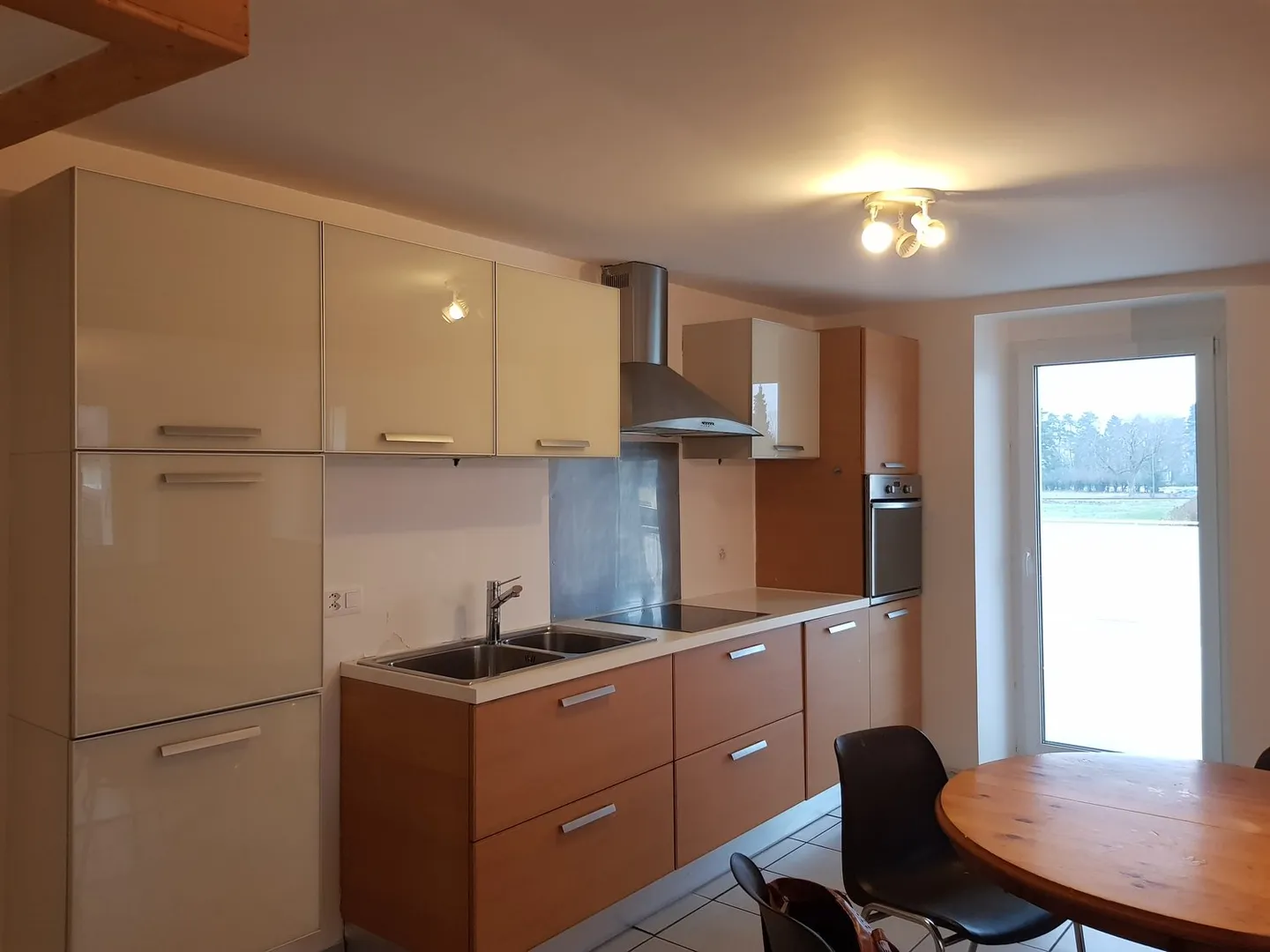 Charming 3.5-room apartment with terrace in Yvonand - Photo 2 of 12