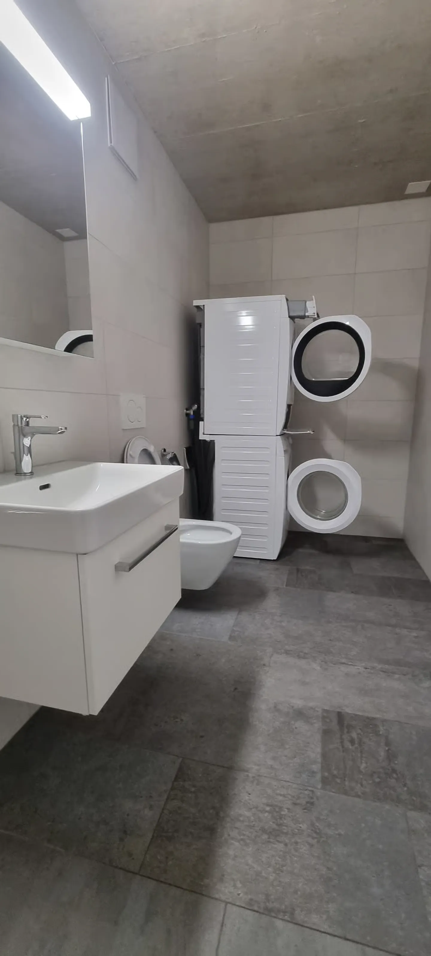 Chambre meublée avec salle de bain - Photo 7 sur 8