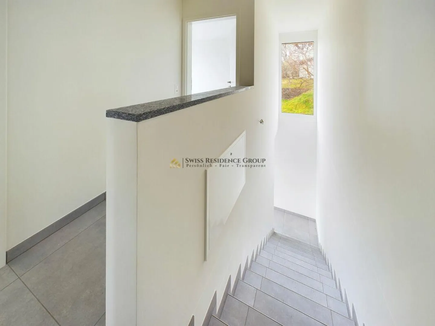 Maison familiale ensoleillée à Cugnasco - Photo 9 sur 19