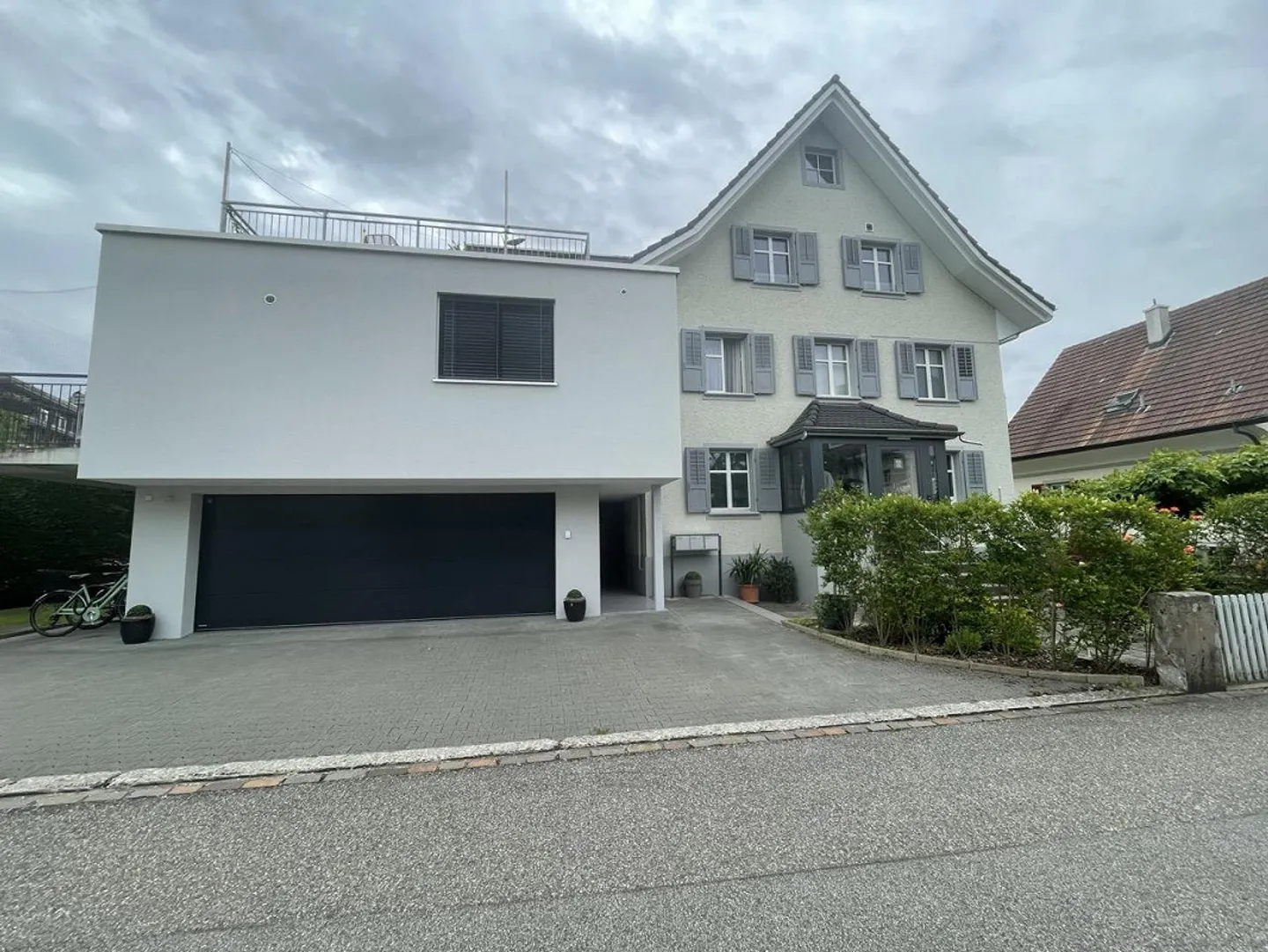 Moderne Maisonette mit Terrasse - Foto 1 von 19