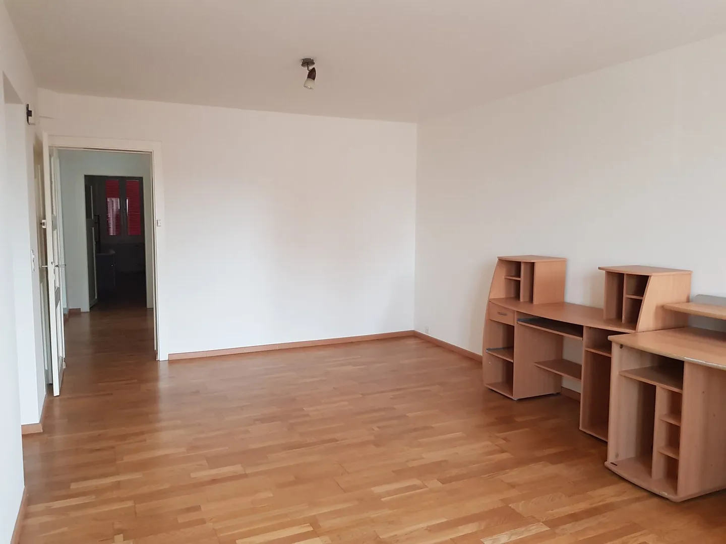 Charming 3.5-room apartment with terrace in Yvonand - Photo 9 of 12