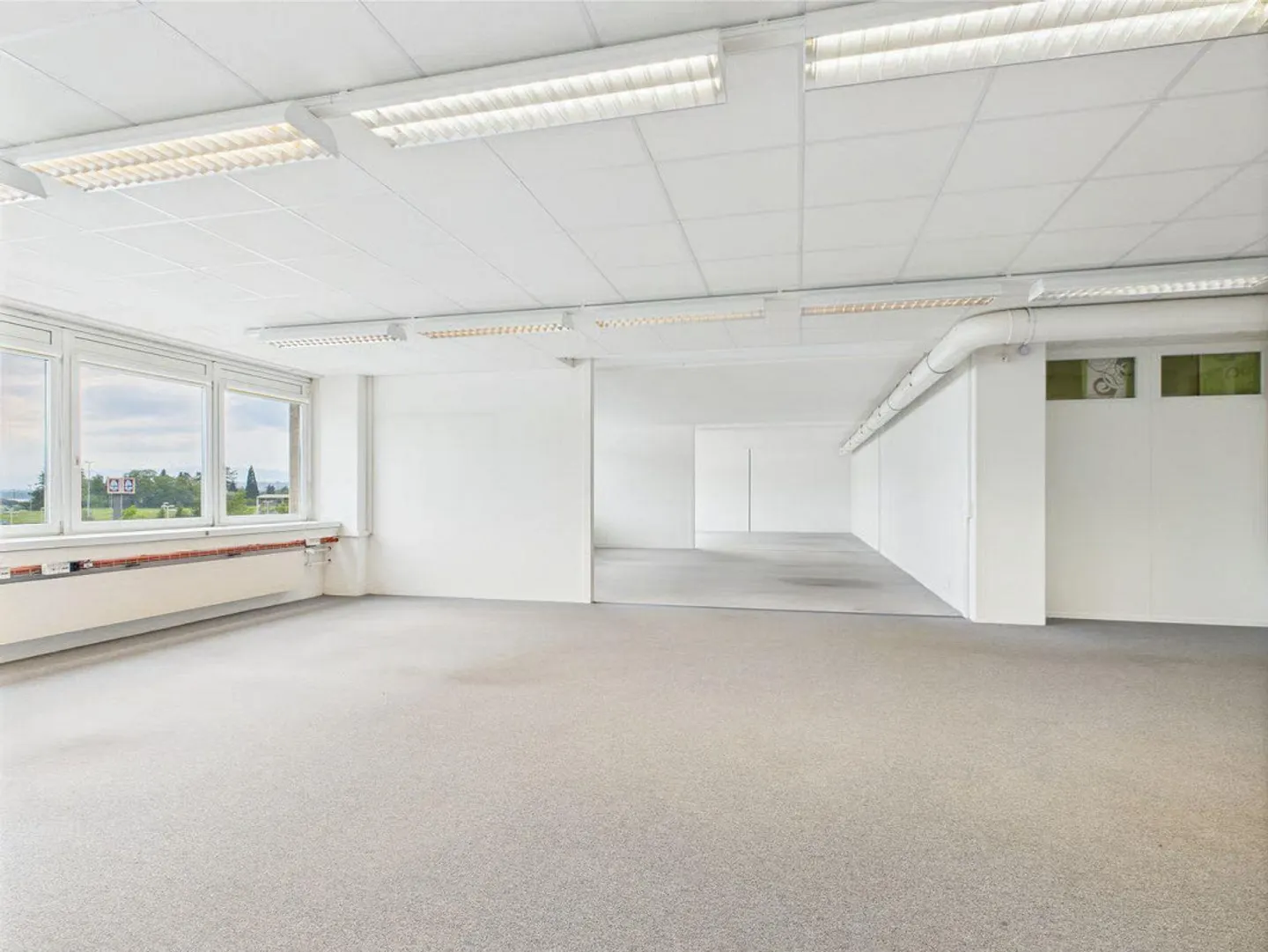 Spazio ufficio moderno di 310 m2 al 2° piano a Murten - Foto 9 di 19