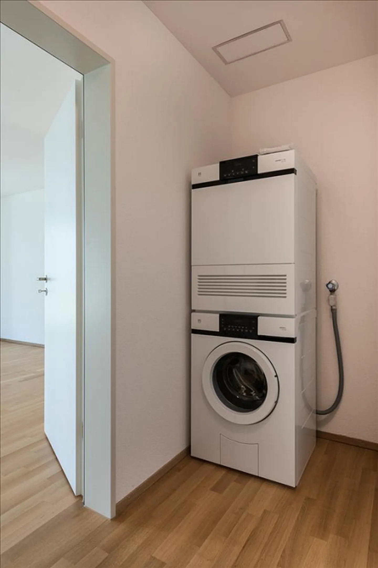 Rêve de chambre avec jardin bien entretenu! - Photo 9 sur 10