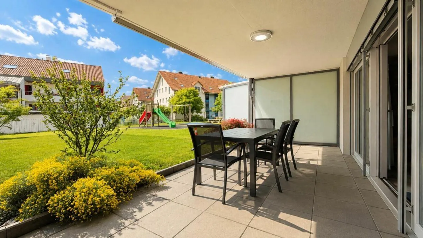 Modern Garden Apartment with Sunny Patio - Photo 13 of 13
