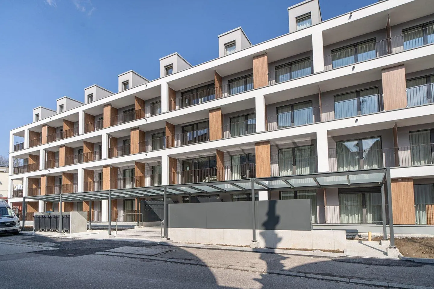 Welcome to City Pop Zurich Oerlikon - Your Home, Just Smarter - Photo 12 of 13