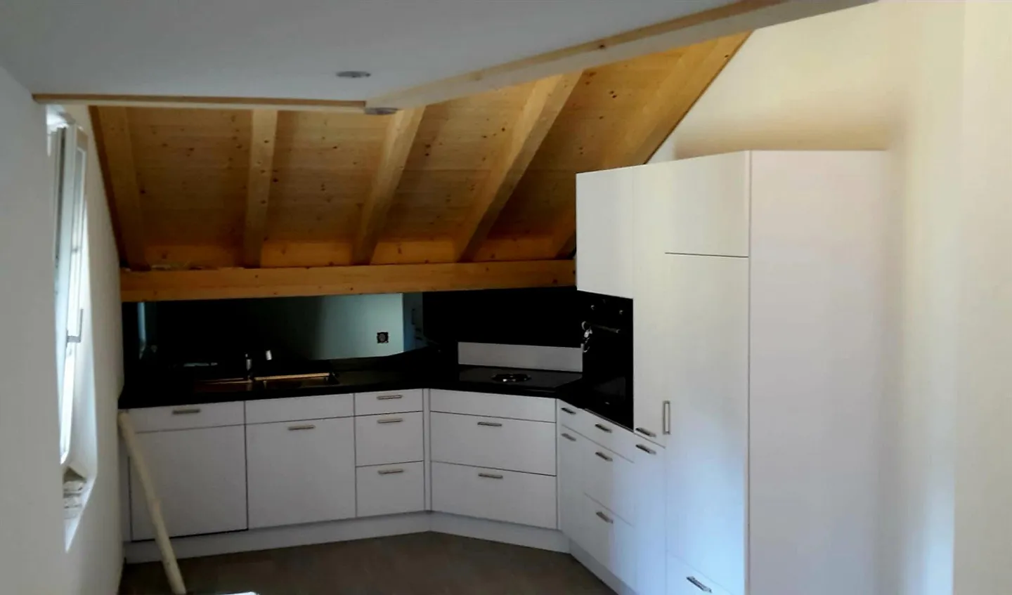 Bright 3.5 Room Maisonette Apartment - Photo 1 of 9