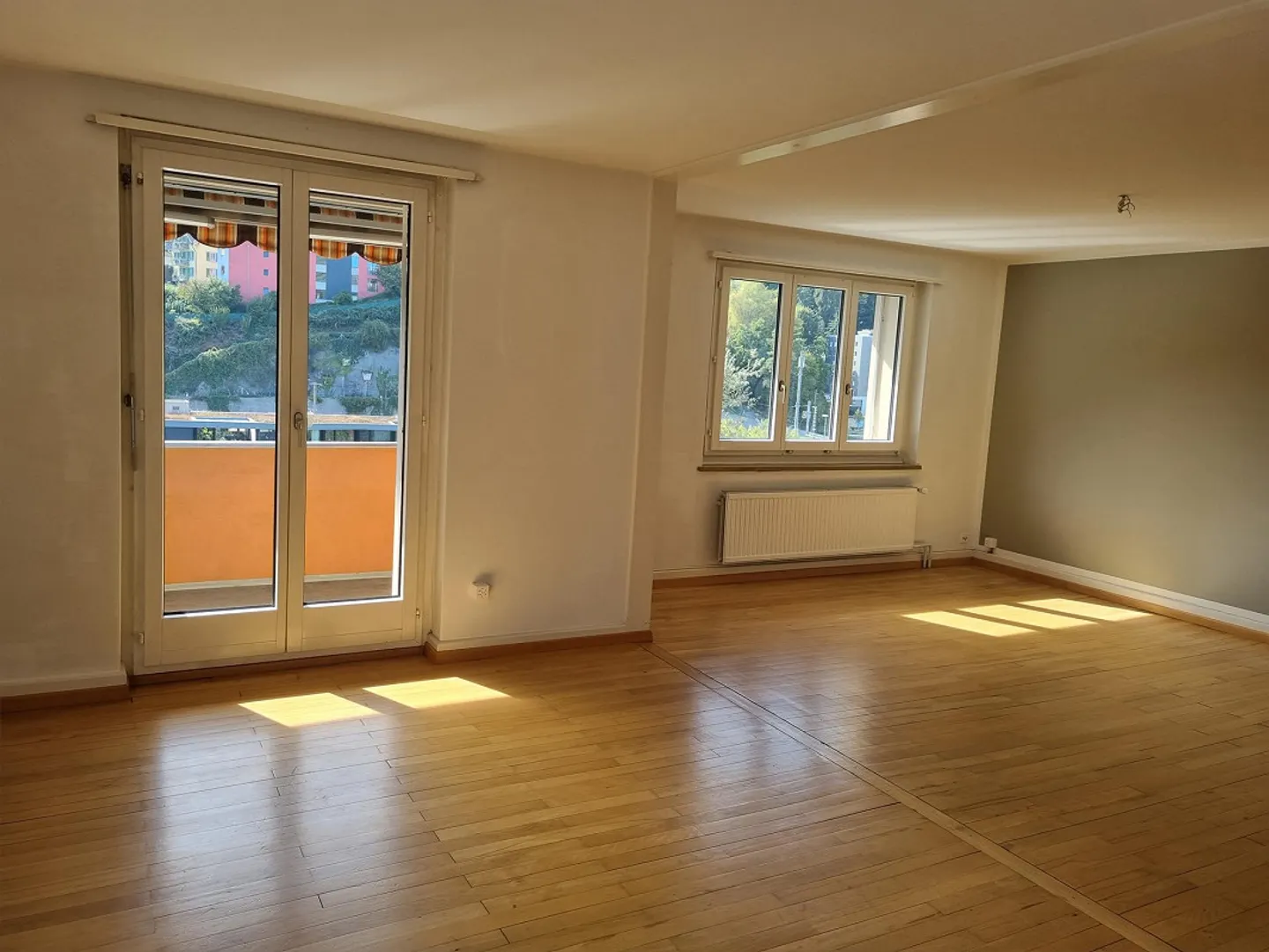Charming 3.5-room old apartment directly on the Reuss - Photo 5 of 12
