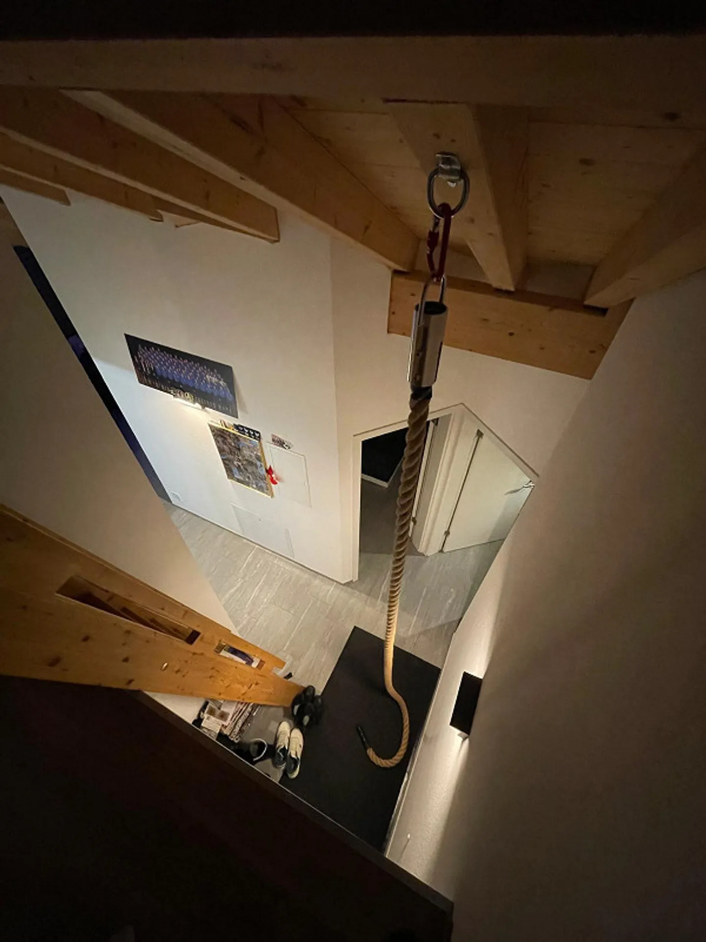 Bright 3.5 Room Maisonette Apartment - Photo 7 of 9