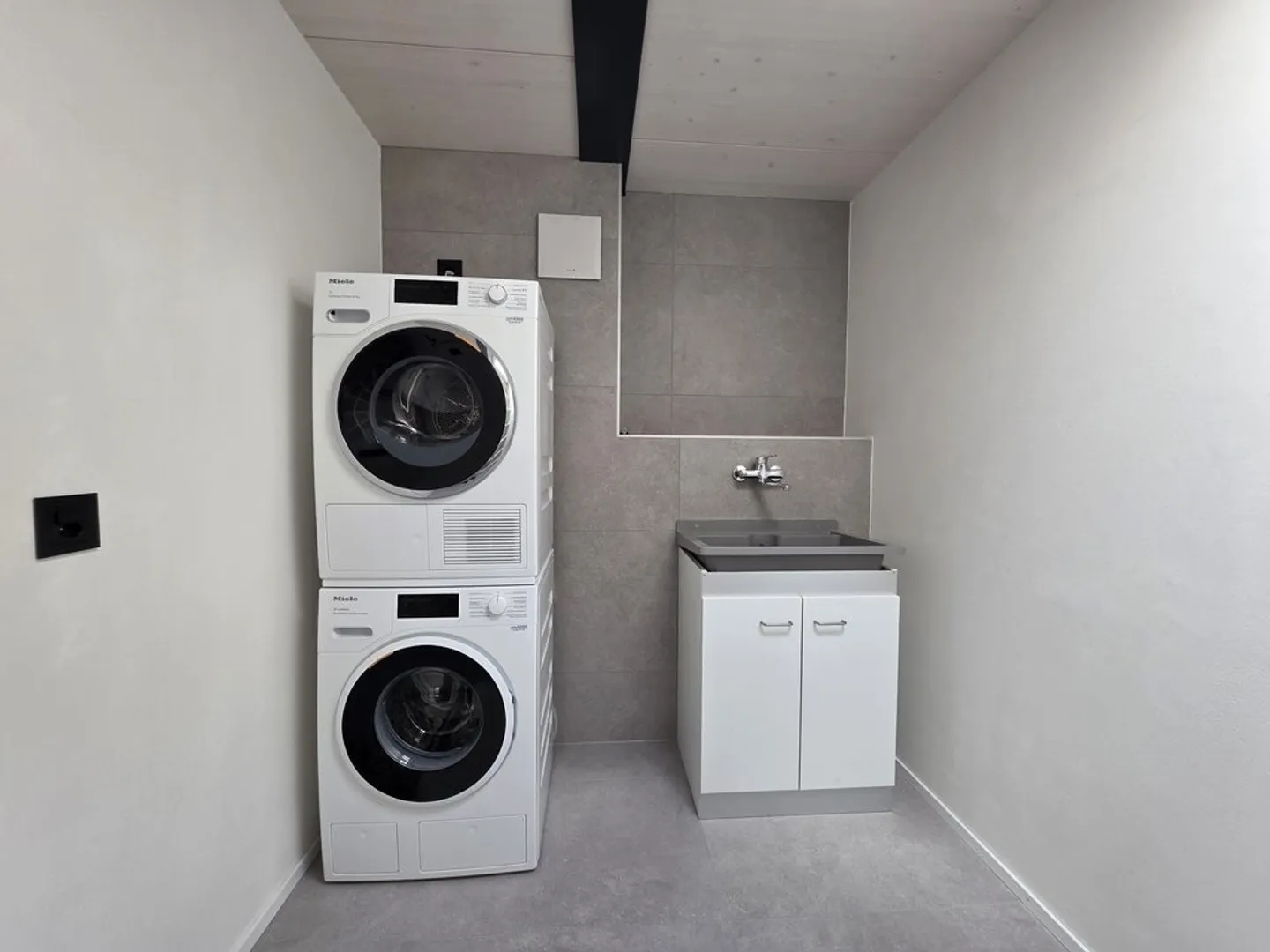 Neue 5,5-Zimmer-Dachgeschosswohnung in Bulle - Foto 4 von 9