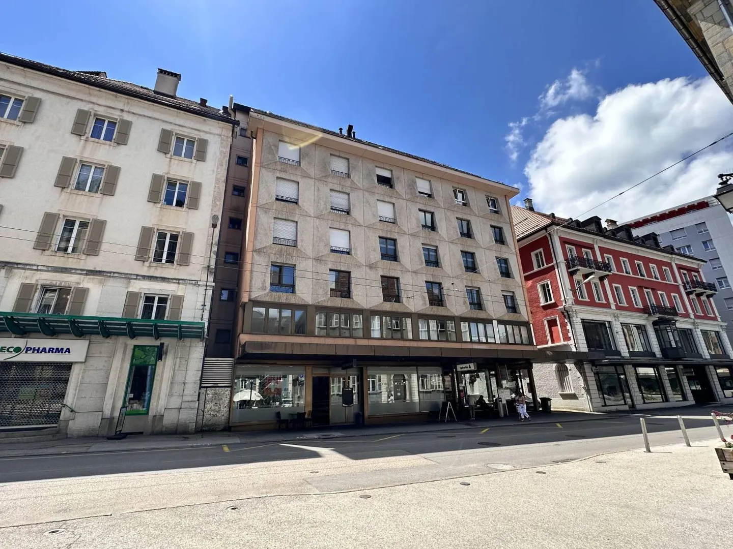 Büro in La Chaux-de-Fonds - Foto 1 von 5