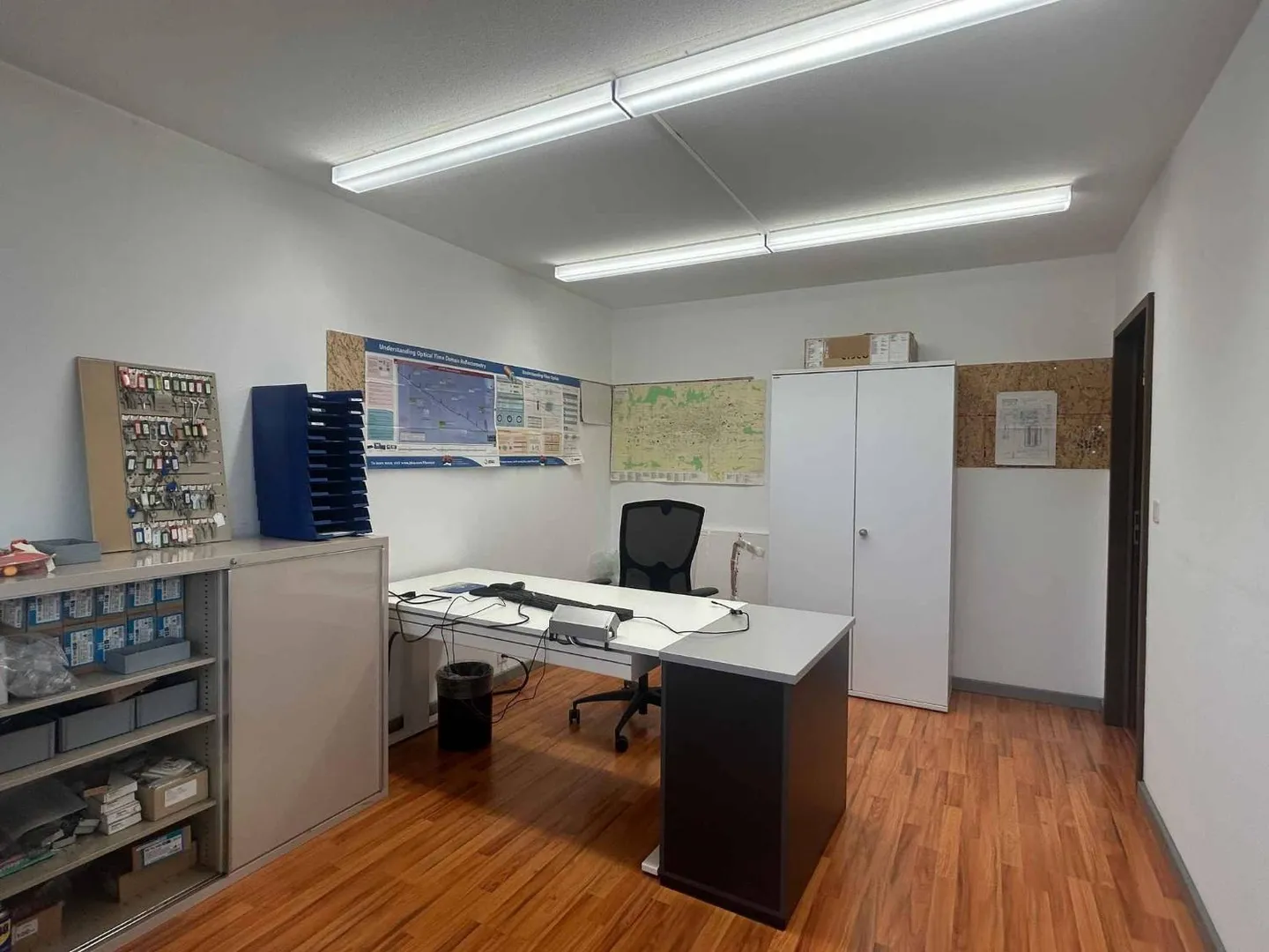 Büro in La Chaux-de-Fonds - Foto 2 von 5