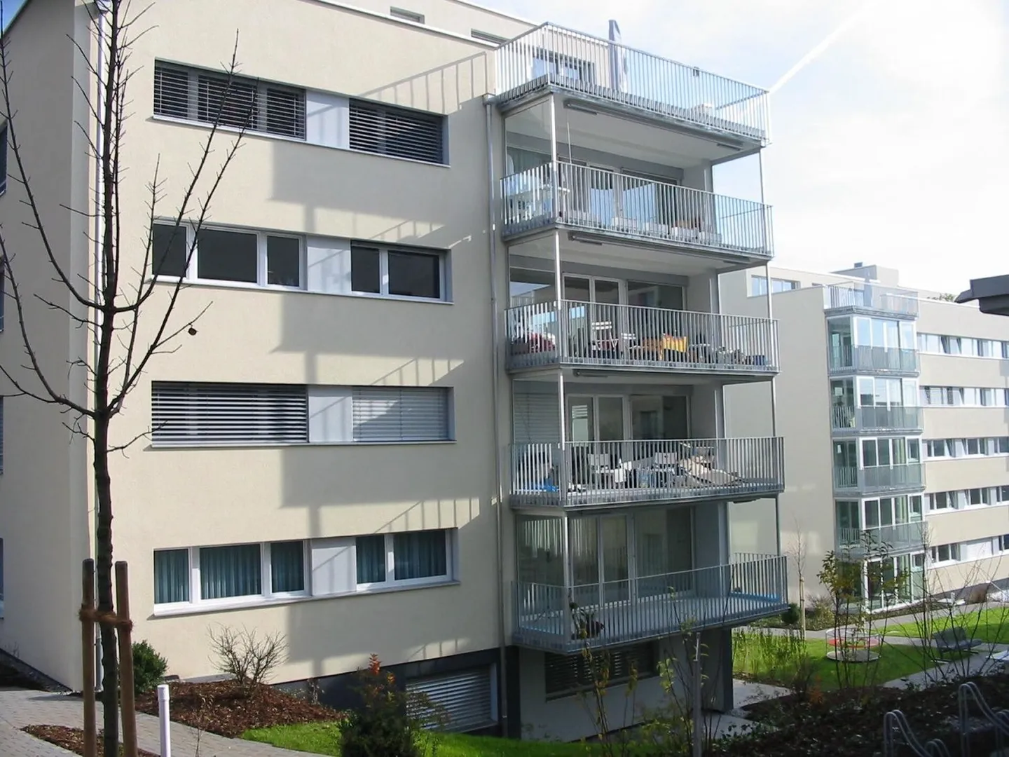 Bright 4.5-room apartment with balcony in a central location - Photo 1 of 6