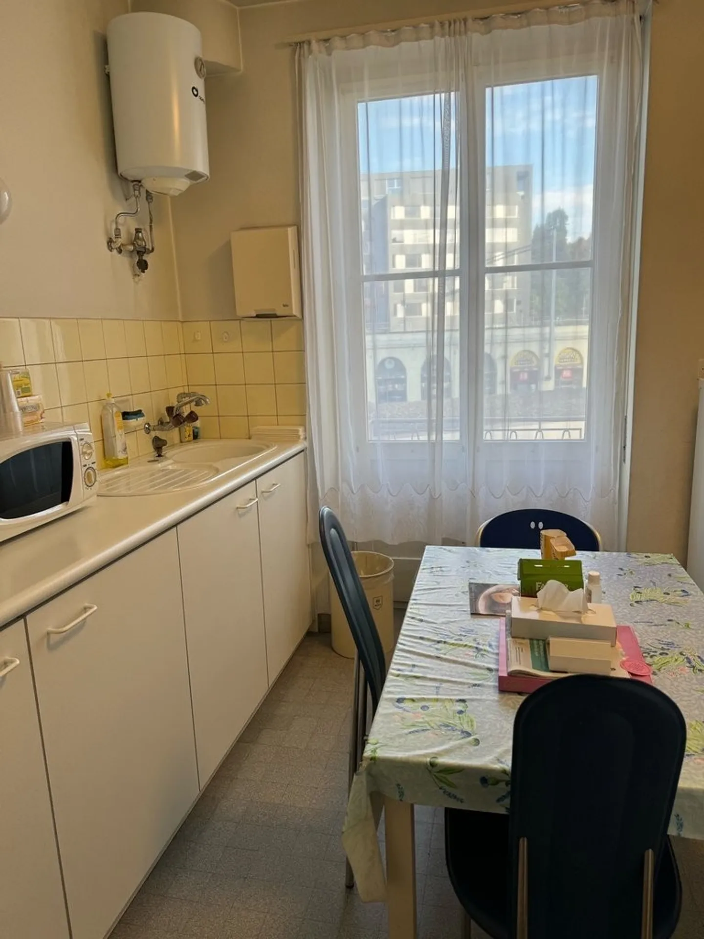 Superficie di vendita di 149m2, ideale per uno studio medico o un ufficio - Foto 4 di 5