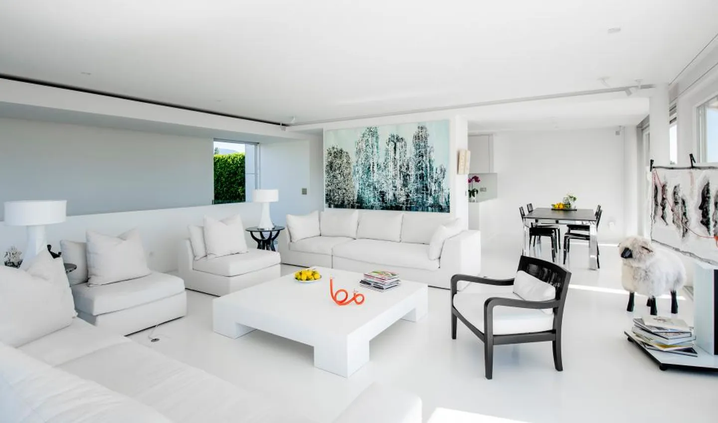ESCLUSIVITÀ: Complesso residenziale spazioso di un tipo speciale, completamente privato e sicuro, con area benessere, giardino, patio alberato e parcheggio privato per 4 a 6 auto - Foto 3 di 9