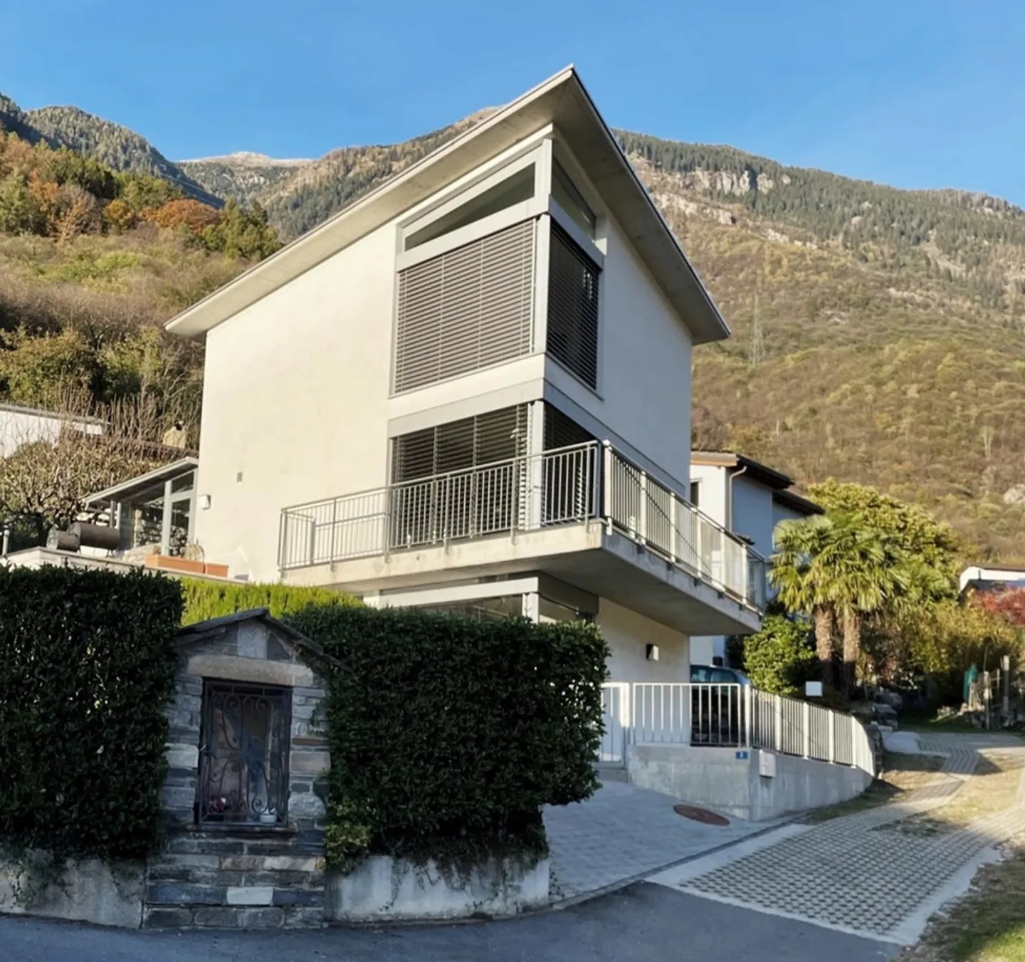 Bella casa con 3,5 camere, eventualmente 4,5 camere, soleggiata con vista - Foto 2 di 17