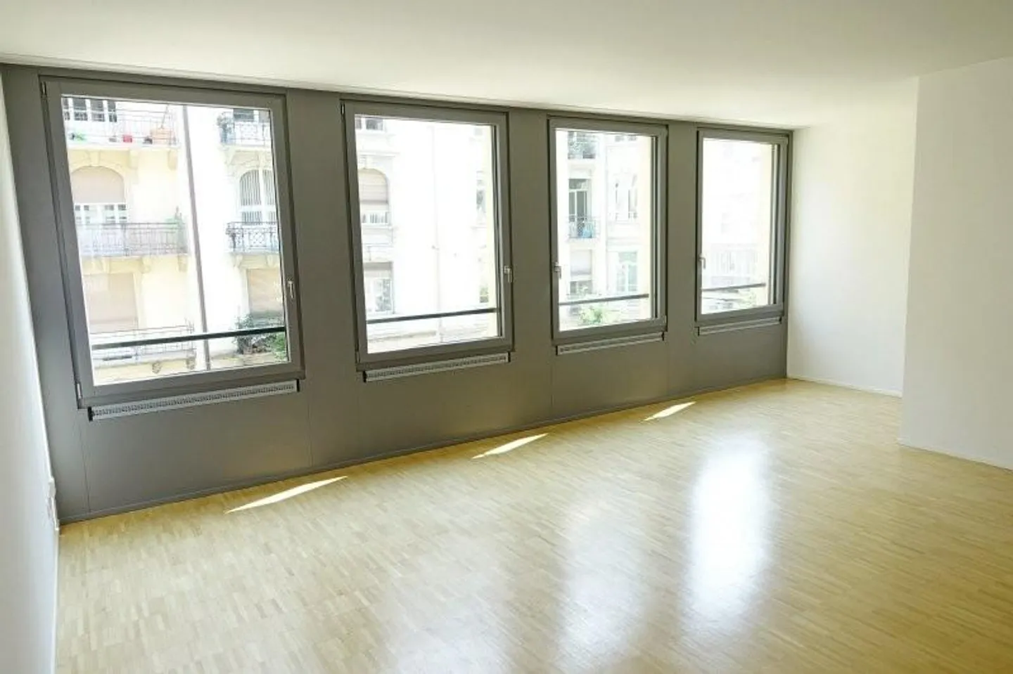 3.5-room apartment in the heart of Lucerne - Photo 3 of 6