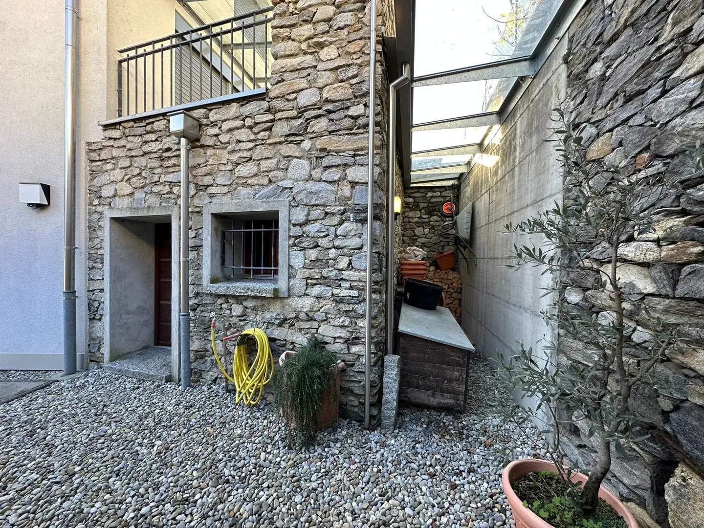 Bella casa con 3,5 camere, eventualmente 4,5 camere, soleggiata con vista - Foto 4 di 17