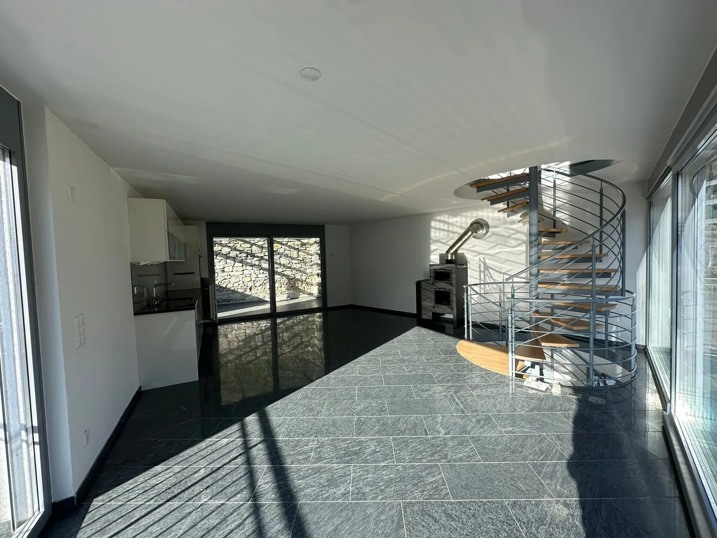 Bella casa con 3,5 camere, eventualmente 4,5 camere, soleggiata con vista - Foto 9 di 17