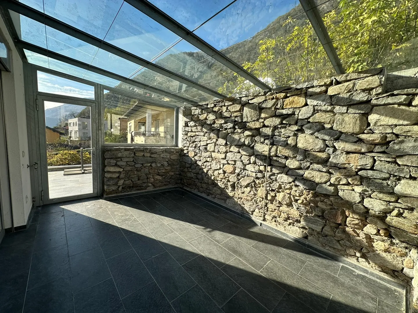 Bella casa con 3,5 camere, eventualmente 4,5 camere, soleggiata con vista - Foto 11 di 17