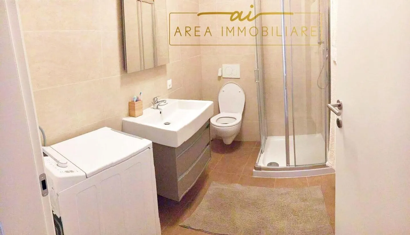 SPACIOUS AND MODERN 2.5 ROOMS WITH PRIVATE COURTYARD - Photo 6 of 8