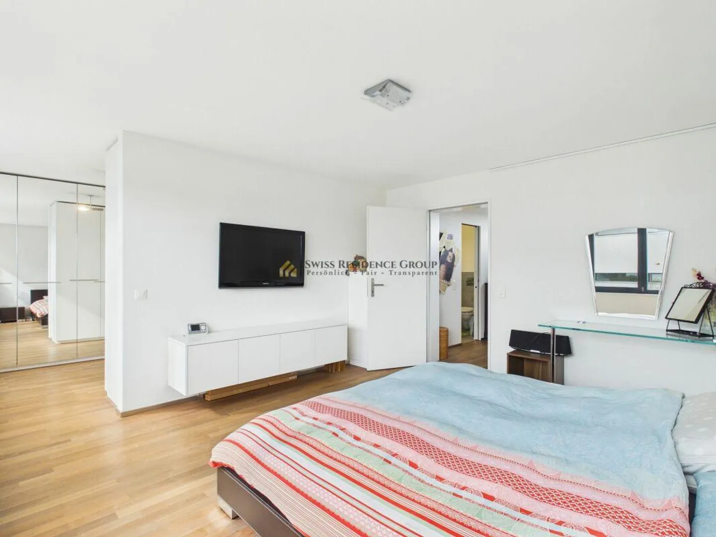 Modern Single-Family Home with Panorama in Adliswil - Photo 10 of 27