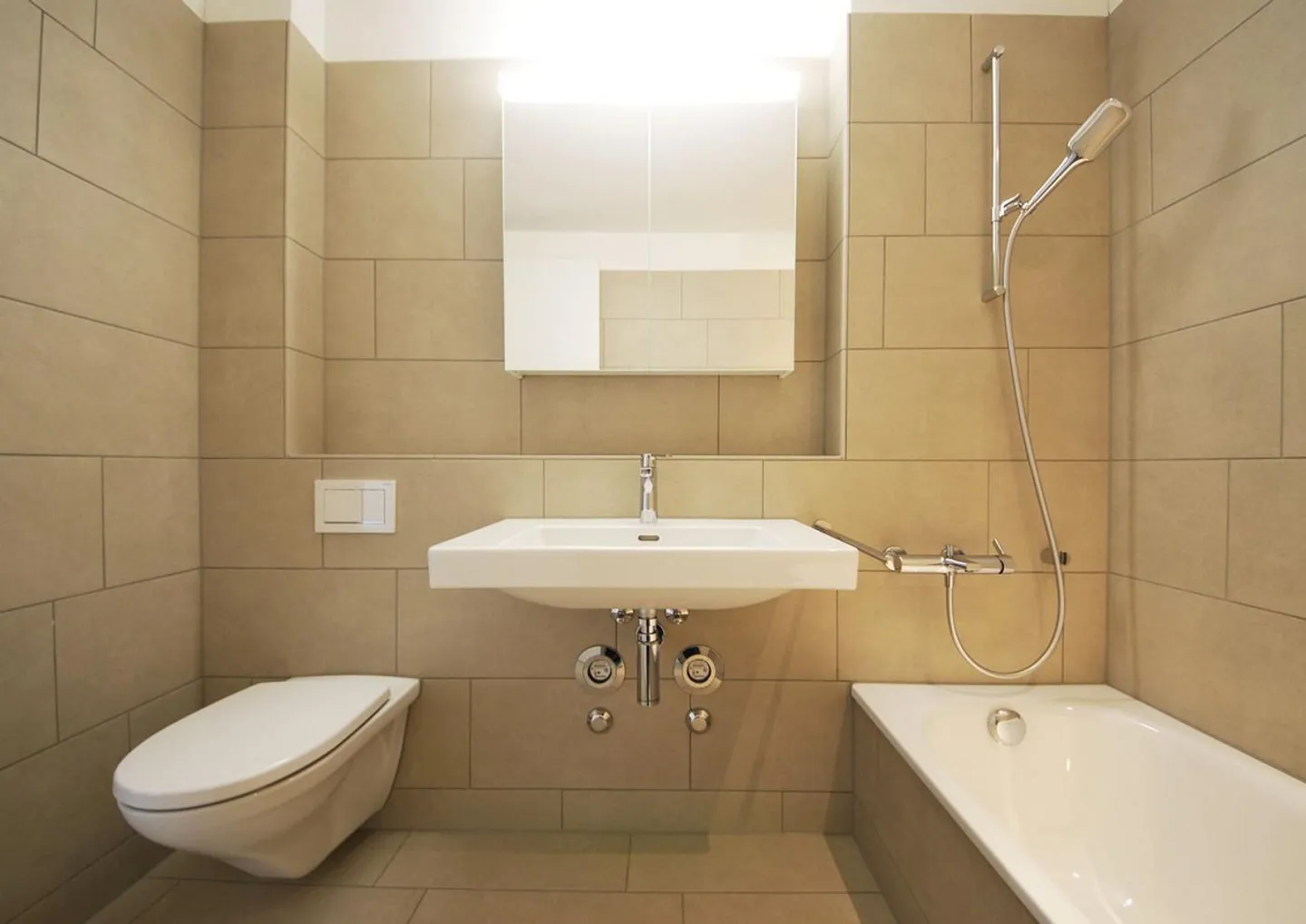 4.5-room apartments in a central location in Bülach - Photo 4 of 7
