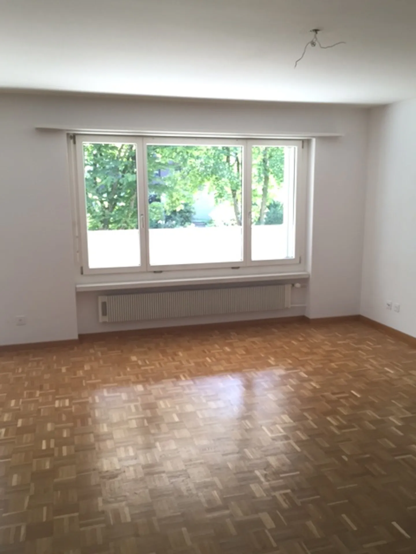 Beautiful 3.5 room apartment with balcony! - Photo 3 of 6