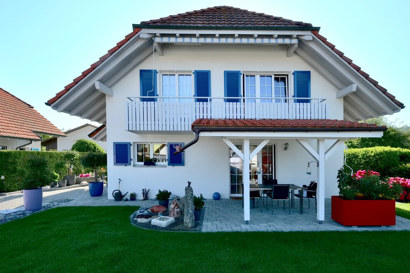 Charmantes Einfamilienhaus mit Garten - Foto 1 von 13