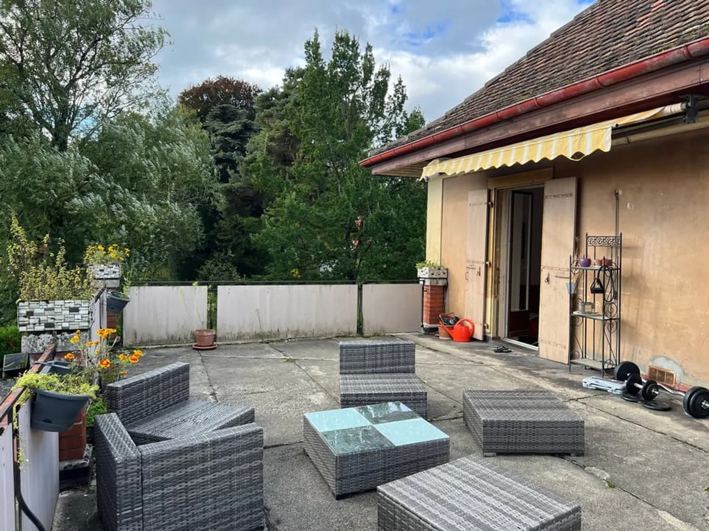 Colombier (Milvignes) - Wohngebäude mit 3 Einheiten und Garagen - Foto 10 von 13